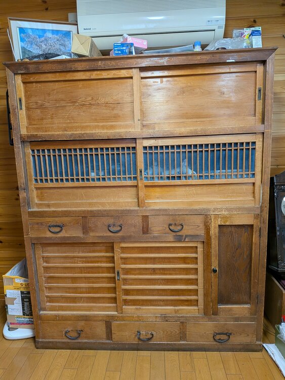 水屋箪笥（美術品・骨董品）の商品画像 - 査定依頼日：2026年6月24日 - 最高査定価格：5,000円