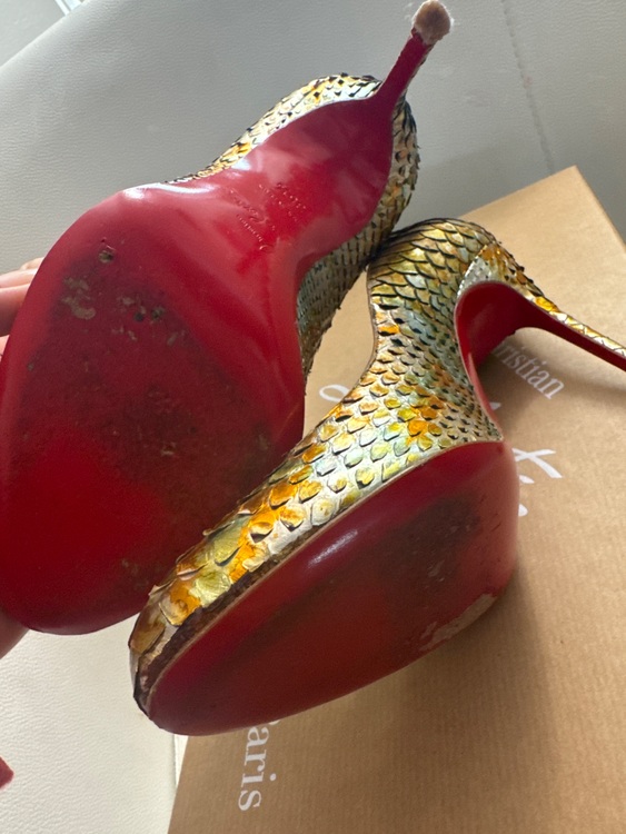 ハイヒール（古着・ファッション）の商品画像 - 査定依頼日：2025年11月6日 - 最高査定価格：3,000円