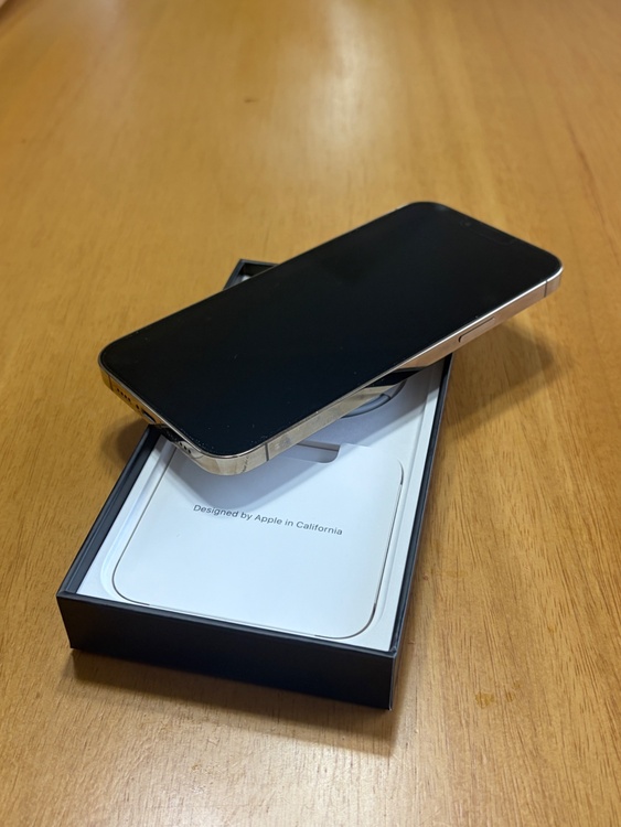 iPhone 13pro MAX 128G（スマホ）の商品画像 - 査定依頼日：2026年10月24日 - 最高査定価格：59,000円