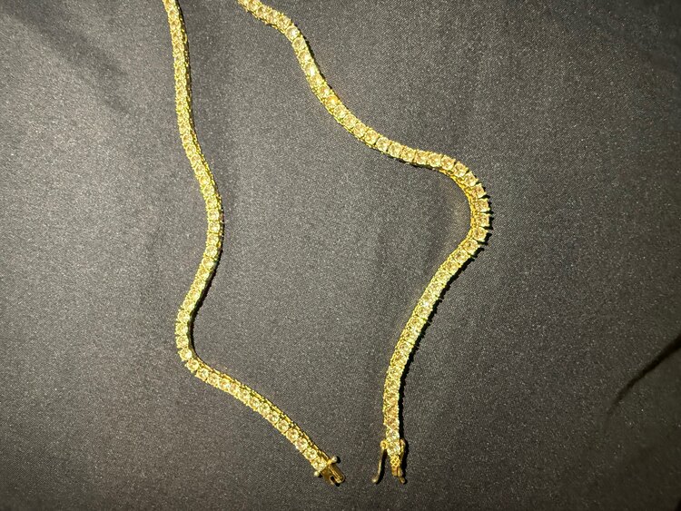 ダイヤと金のネックレス（金・貴金属）の商品画像 - 査定依頼日：2025年4月9日 - 最高査定価格：1,200,000円