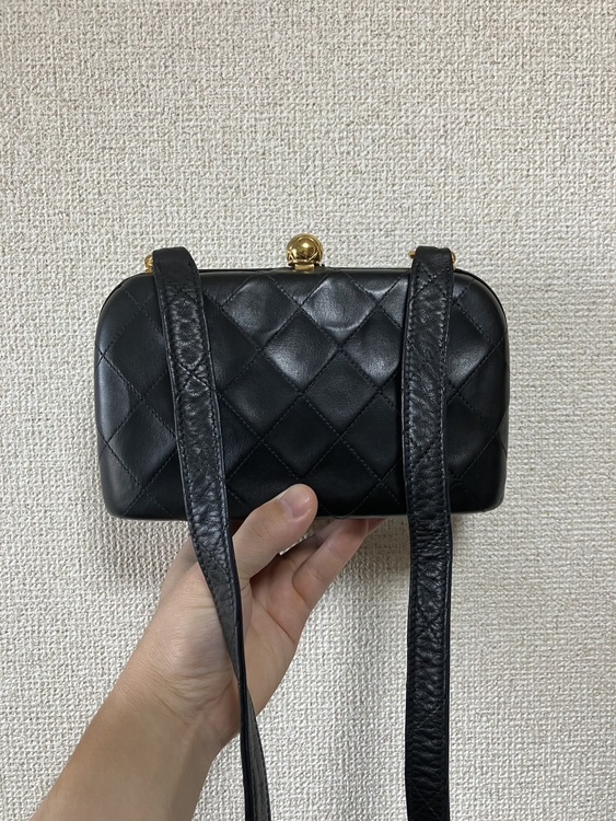 ショルダーバッグ（ブランドバッグ）の商品画像 - 査定依頼日：2026年6月11日 - 最高査定価格：190,000円