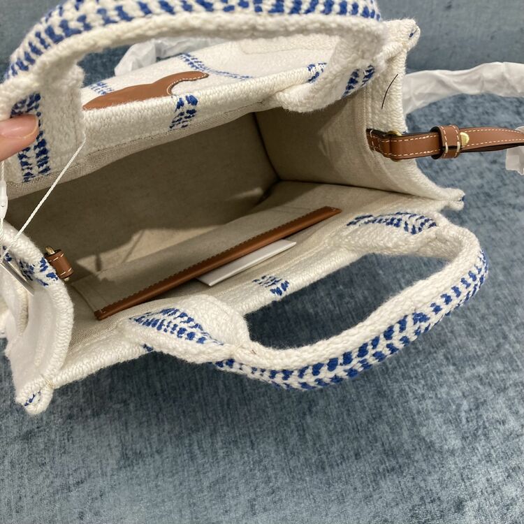 スモールカバタイス small cabas thais（ブランドバッグ）の商品画像 - 査定依頼日：2025年7月14日 - 最高査定価格：110,000円