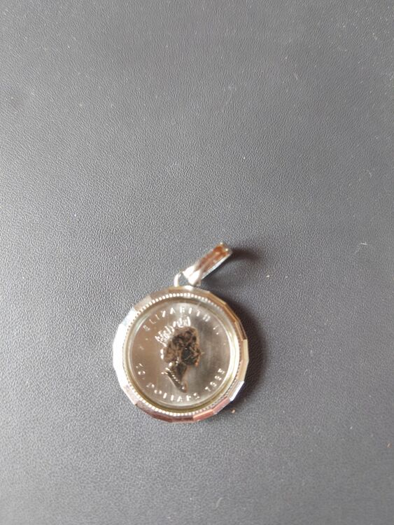 メイプルコイン1/4オンス（金・貴金属）の商品画像 - 査定依頼日：2025年9月16日 - 最高査定価格：50,000円