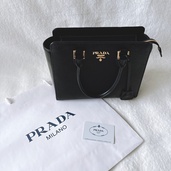 プラダ  （ブランドバッグ）の商品画像 - 査定依頼日：2026年1月15日 - 最高査定価格：200,000円