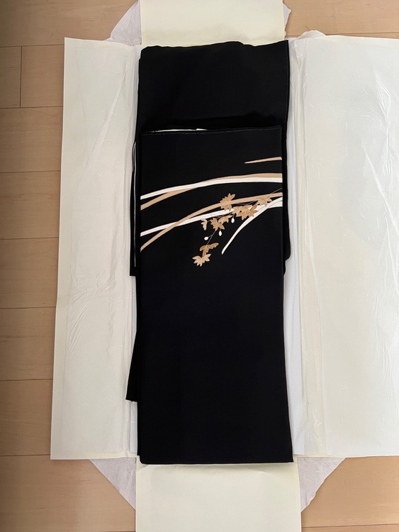 留袖（着物）の商品画像 - 査定依頼日：2025年6月15日 - 最高査定価格：10,000円