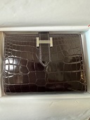 ブランド】HERMÈS（エルメス　ベアン コンパクト クロコ  【カ（ブランド財布・小物）の商品画像 - 査定依頼日：2025年11月3日 - 最高査定価格：100,000円