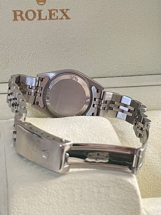 ロレックス デイトジャスト 査定お願い 179174 （高級時計）の商品画像 - 査定依頼日：2026年3月7日 - 最高査定価格：1,100,000円