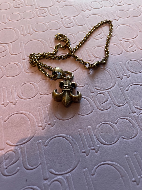 ネックレス（古着・ファッション）の商品画像 - 査定依頼日：2026年1月31日 - 最高査定価格：105,000円