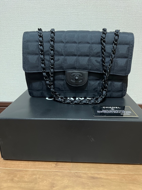 ニュートラベルライン（ブランドバッグ）の商品画像 - 査定依頼日：2026年10月14日 - 最高査定価格：260,000円