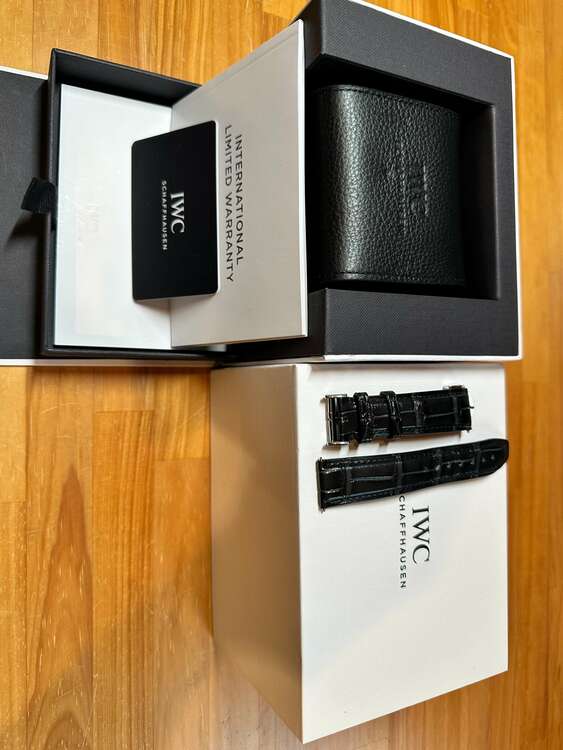 IWC ポルトギーゼ koyaken1018b@icloud.com（高級時計）の商品画像 - 査定依頼日：2025年5月31日 - 最高査定価格：720,000円