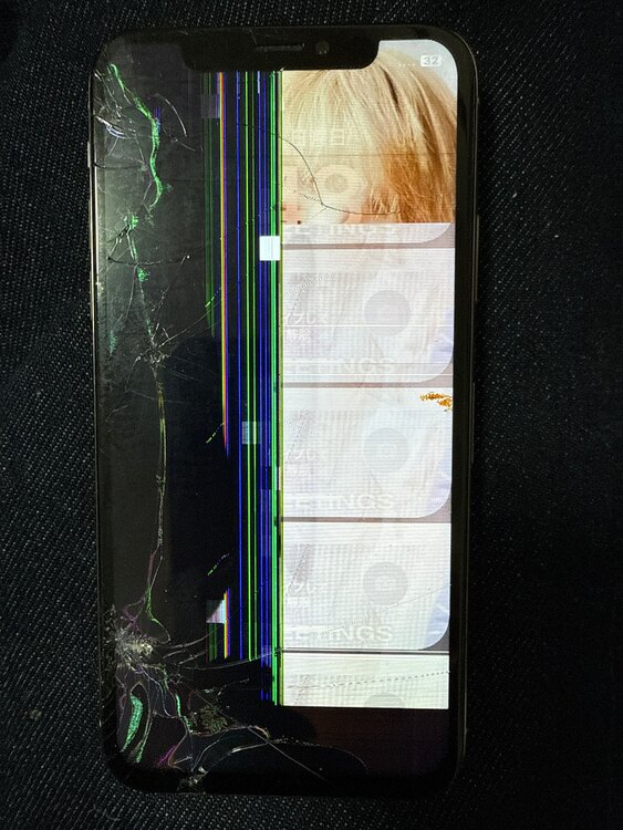 iPhoneX（スマホ）の商品画像 - 査定依頼日：2025年3月14日 - 最高査定価格：7,800円