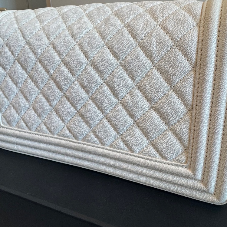 シャネル ボーイシャネル （ブランドバッグ）の商品画像 - 査定依頼日：2025年8月21日 - 最高査定価格：320,000円