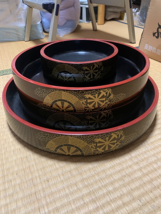 寿司桶（食器）の商品画像 - 査定依頼日：2026年10月8日 - 最高査定価格：2,000円