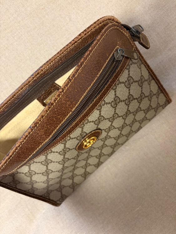 GUCCI GGプラス／オールドグッチ コスメポーチ（ブランドバッグ）の商品画像 - 査定依頼日：2026年10月5日 - 最高査定価格：5,000円