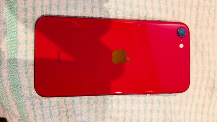 iPhone iPhoneSE 64GB SIMフリー（スマホ）の商品画像 - 査定依頼日：2026年9月13日 - 最高査定価格：10,000円