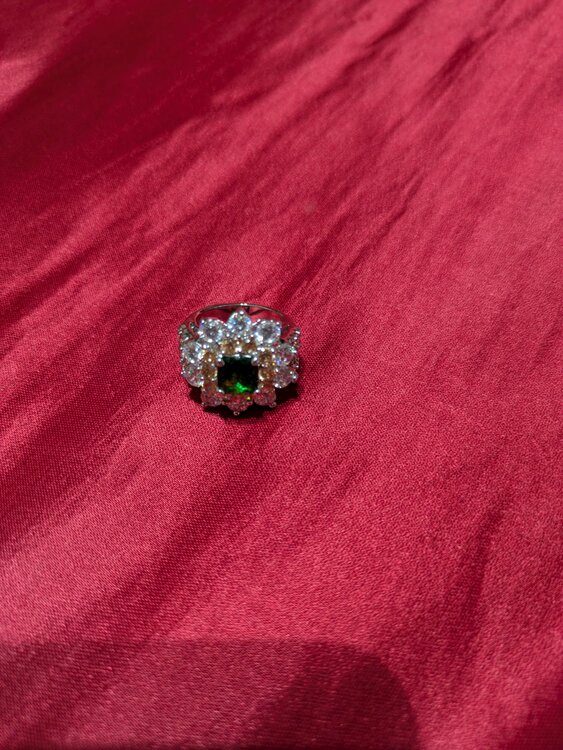 指輪（金・貴金属）の商品画像 - 査定依頼日：2026年3月25日 - 最高査定価格：300,000円