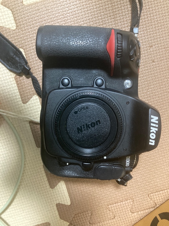 D300（カメラ）の商品画像 - 査定依頼日：2026年8月29日 - 最高査定価格：3,500円