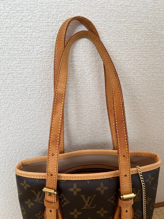 バケツ型　小さいタイプ（ブランドバッグ）の商品画像 - 査定依頼日：2022年7月1日 - 最高査定価格：42,000円