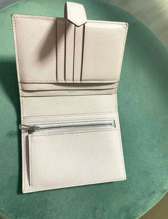 エルメス エルメス(その他) （ブランドバッグ）の商品画像 - 査定依頼日：2024年12月27日 - 最高査定価格：150,000円