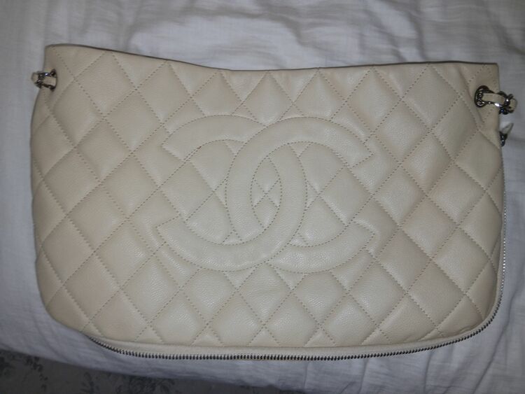 シャネル その他 CHANELチェーントートバックマトラッセベージュ（高級時計）の商品画像 - 査定依頼日：2025年8月26日 - 最高査定価格：225,000円