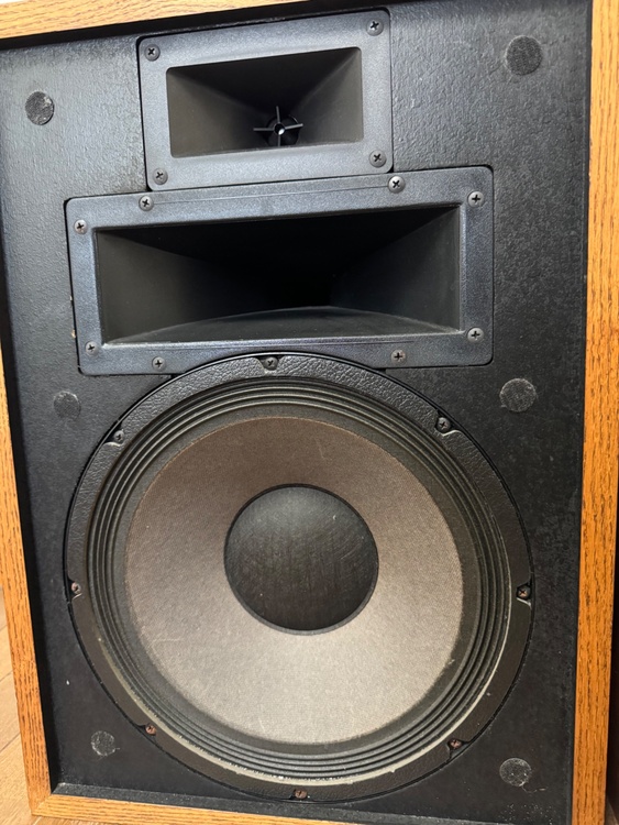 klipsch heresy II（オーディオ・スピーカー）の商品画像 - 査定依頼日：2026年3月25日 - 最高査定価格：56,000円