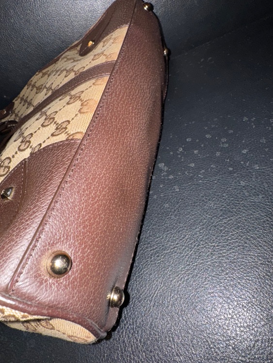 ハンドバッグ（ブランドバッグ）の商品画像 - 査定依頼日：2025年10月10日 - 最高査定価格：80,000円