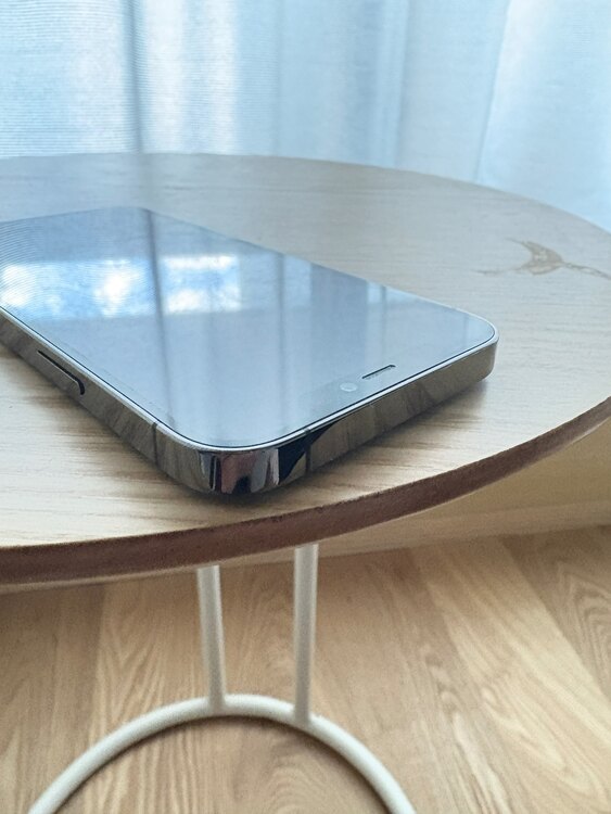 Iphone12pro256gb（スマホ）の商品画像 - 査定依頼日：2025年1月25日 - 最高査定価格：45,000円