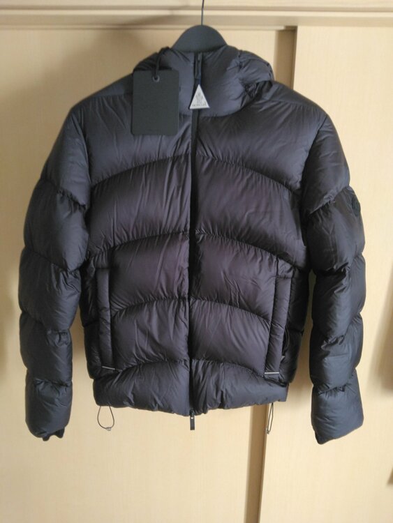 Fulcran ショートダウンジャケット（古着・ファッション）の商品画像 - 査定依頼日：2026年4月14日 - 最高査定価格：100,000円