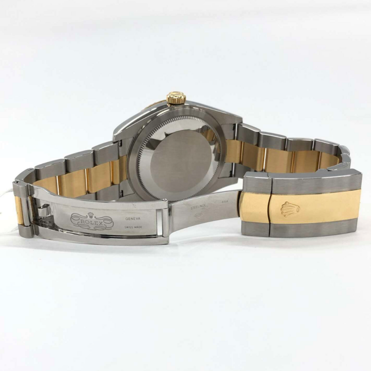 ロレックス スカイドゥエラー 336933 A級品（高級時計）の商品画像 - 査定依頼日：2025年4月21日 - 最高査定価格：2,300,000円