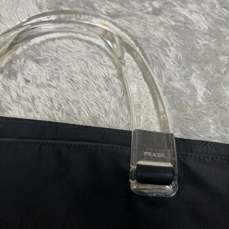 プラダ（ブランドバッグ）の商品画像 - 査定依頼日：2026年5月26日 - 最高査定価格：20,000円