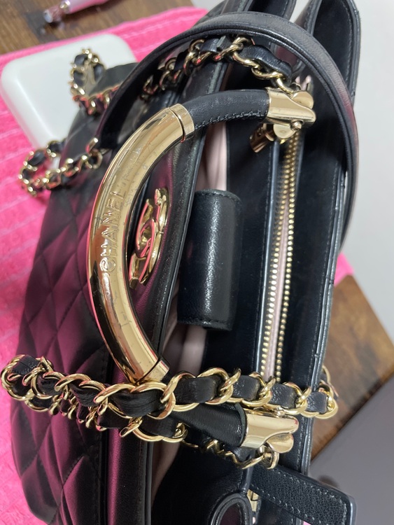 tote（ブランドバッグ）の商品画像 - 査定依頼日：2025年7月25日 - 最高査定価格：300,000円