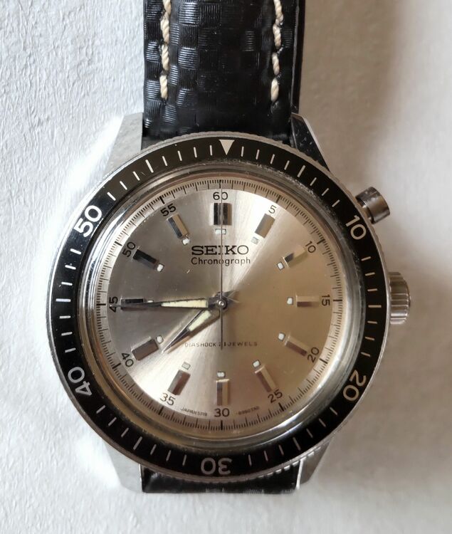 １９６４東京オリンピック　ワンプッシュクロノグラフ（高級時計）の商品画像 - 査定依頼日：2025年8月30日 - 最高査定価格：100,000円