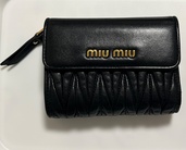 ミュウミュウ  （ブランドバッグ）の商品画像 - 査定依頼日：2026年4月12日 - 最高査定価格：30,000円