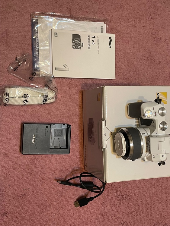 Nikon１　Ｖ２（カメラ）の商品画像 - 査定依頼日：2025年12月17日 - 最高査定価格：15,000円