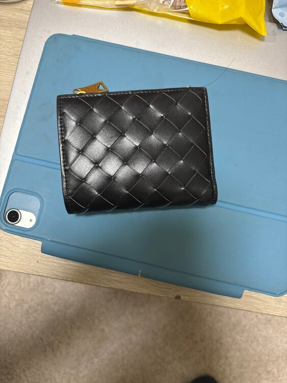 ボッテガ・ヴェネタ  （ブランドバッグ）の商品画像 - 査定依頼日：2025年4月5日 - 最高査定価格：35,000円