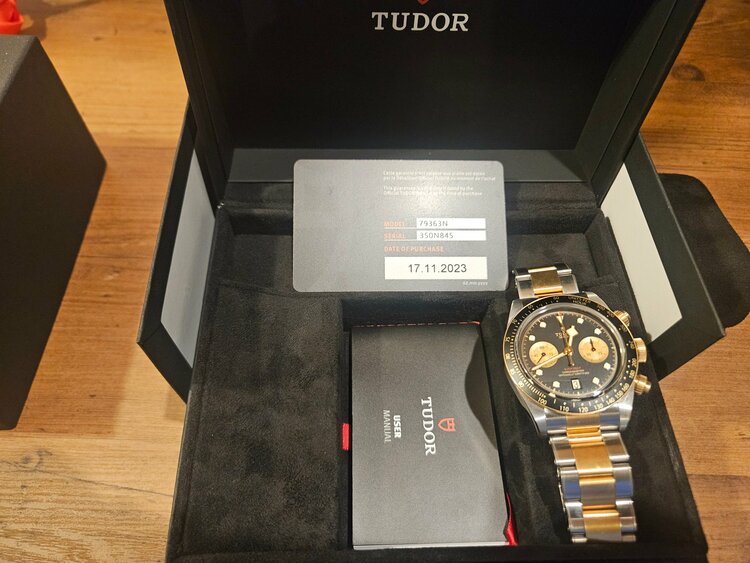 チューダー ブラックベイ 79363N（高級時計）の商品画像 - 査定依頼日：2026年1月23日 - 最高査定価格：620,000円