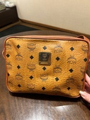 MCMショルダーバッグ（ブランドバッグ）の商品画像 - 査定依頼日：2026年3月3日 - 最高査定価格：2,000円