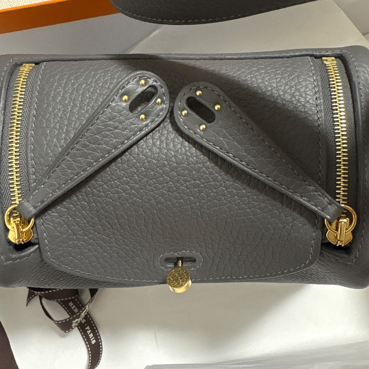 エルメス リンディ （ブランドバッグ）の商品画像 - 査定依頼日：2025年9月25日 - 最高査定価格：1,300,000円