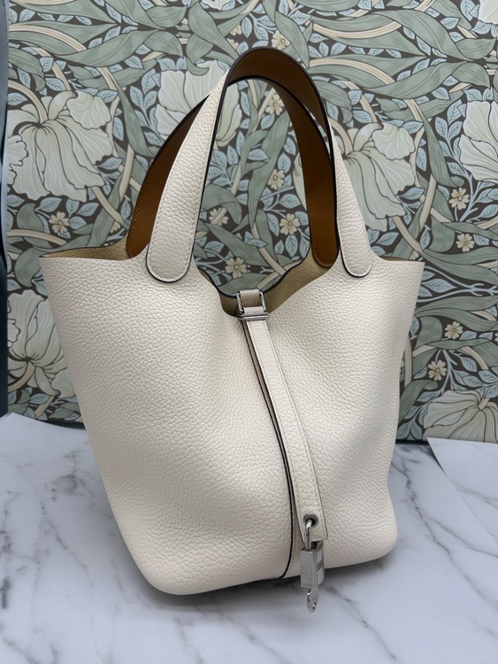 ピコタンロックmm（ブランドバッグ）の商品画像 - 査定依頼日：2026年2月20日 - 最高査定価格：500,000円