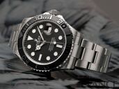 226627　チタンモデル42mm（高級時計）の商品画像 - 査定依頼日：2025年11月20日 - 最高査定価格：4,000,000円