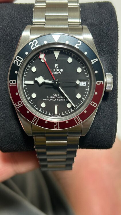 チューダー ブラックベイ M79830Rb（高級時計）の商品画像 - 査定依頼日：2025年2月26日 - 最高査定価格：400,000円