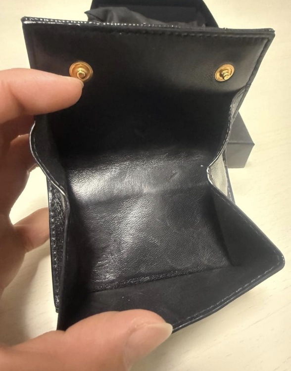 イブサンローラン  （ブランドバッグ）の商品画像 - 査定依頼日：2026年3月22日 - 最高査定価格：32,000円