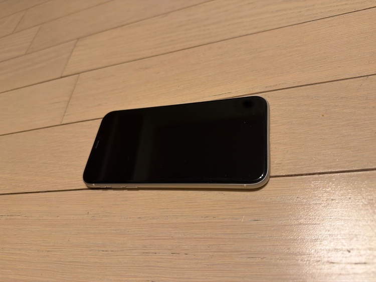 iPhone11 128G（スマホ）の商品画像 - 査定依頼日：2026年3月31日 - 最高査定価格：17,000円