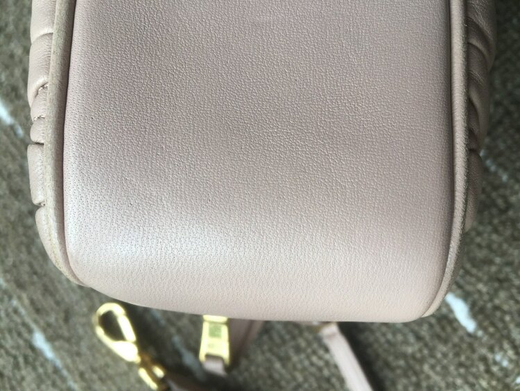 ミュウミュウ  （ブランドバッグ）の商品画像 - 査定依頼日：2025年4月28日 - 最高査定価格：52,000円