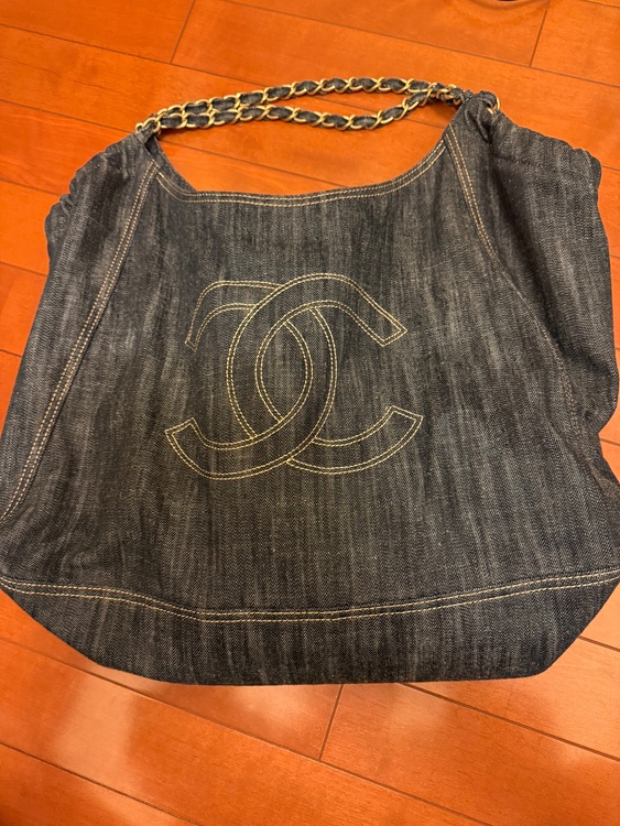 わからない（ブランドバッグ）の商品画像 - 査定依頼日：2025年10月26日 - 最高査定価格：350,000円