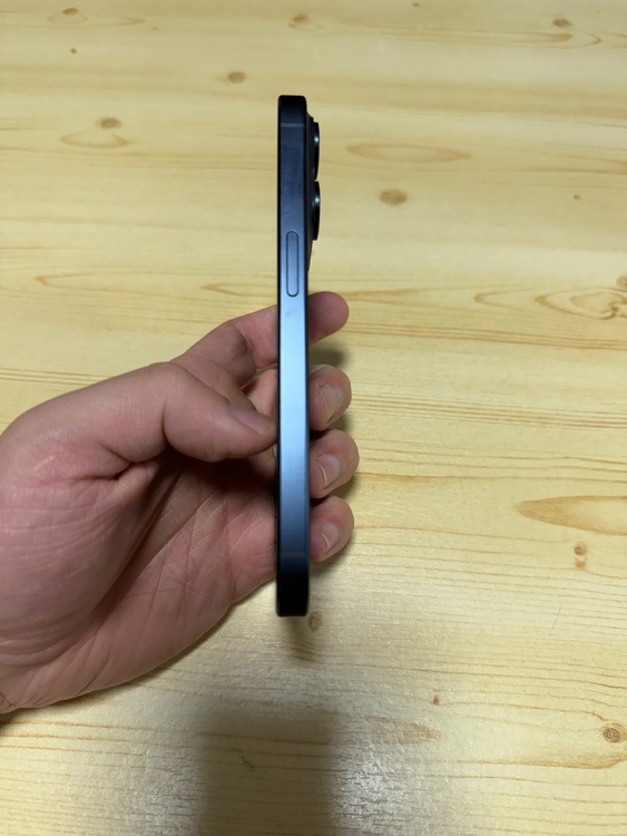 iPhone iPhone 15 Pro 128GB SIMフリー（スマホ）の商品画像 - 査定依頼日：2026年6月21日 - 最高査定価格：67,000円