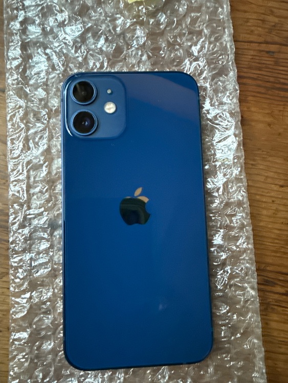 iPhone iPhone 12 mini 256GB SIMフリー（スマホ）の商品画像 - 査定依頼日：2026年10月6日 - 最高査定価格：23,000円