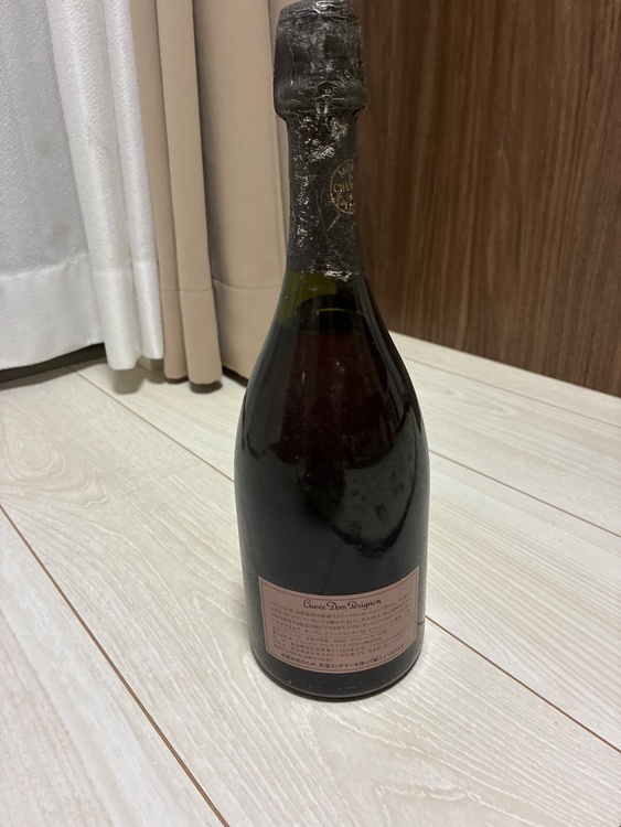 シャンパン ドン・ペリニヨン（お酒）の商品画像 - 査定依頼日：2026年6月1日 - 最高査定価格：31,100円