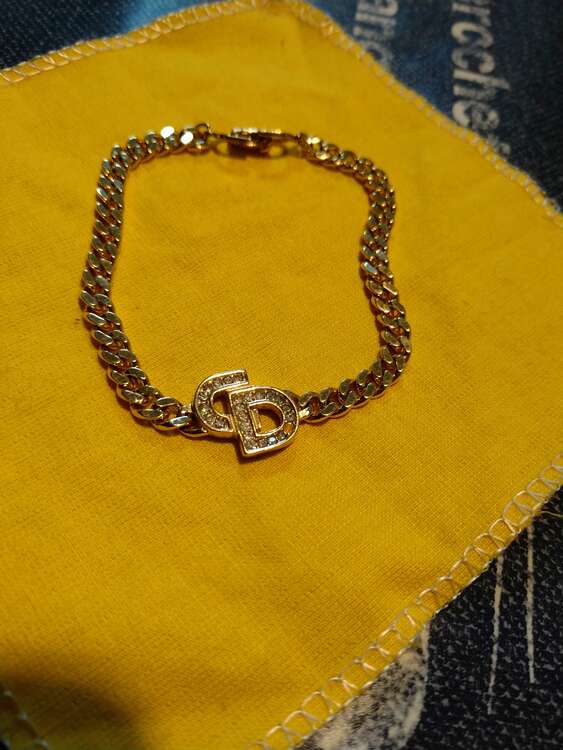 Christian Dior18Kブレスレット（金・貴金属）の商品画像 - 査定依頼日：2023年11月20日 - 最高査定価格：150,000円
