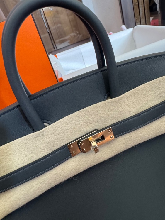 エルメス バーキン （ブランドバッグ）の商品画像 - 査定依頼日：2025年11月26日 - 最高査定価格：2,550,000円